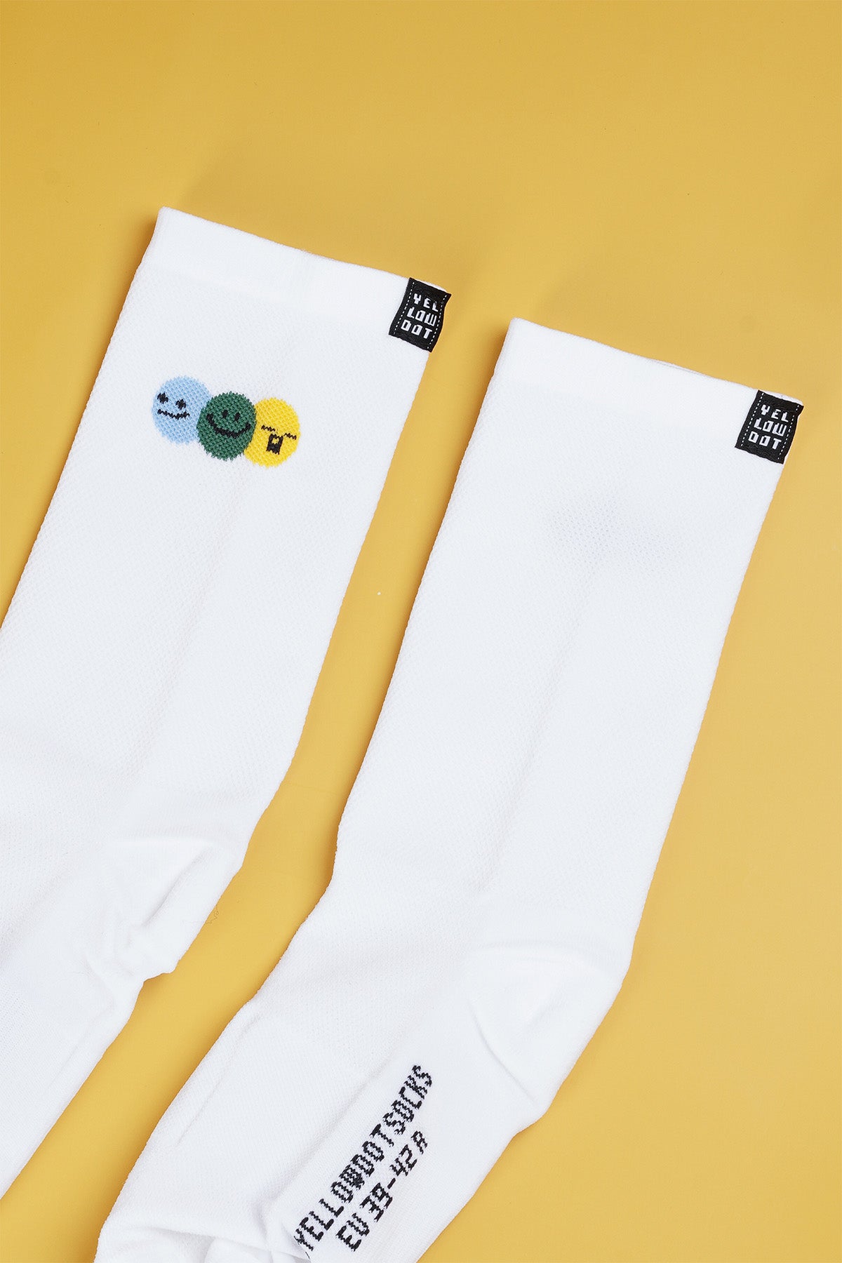 SMIRK FACES - WHITE PACKSHOT | BEST CYCLING SOCKS
