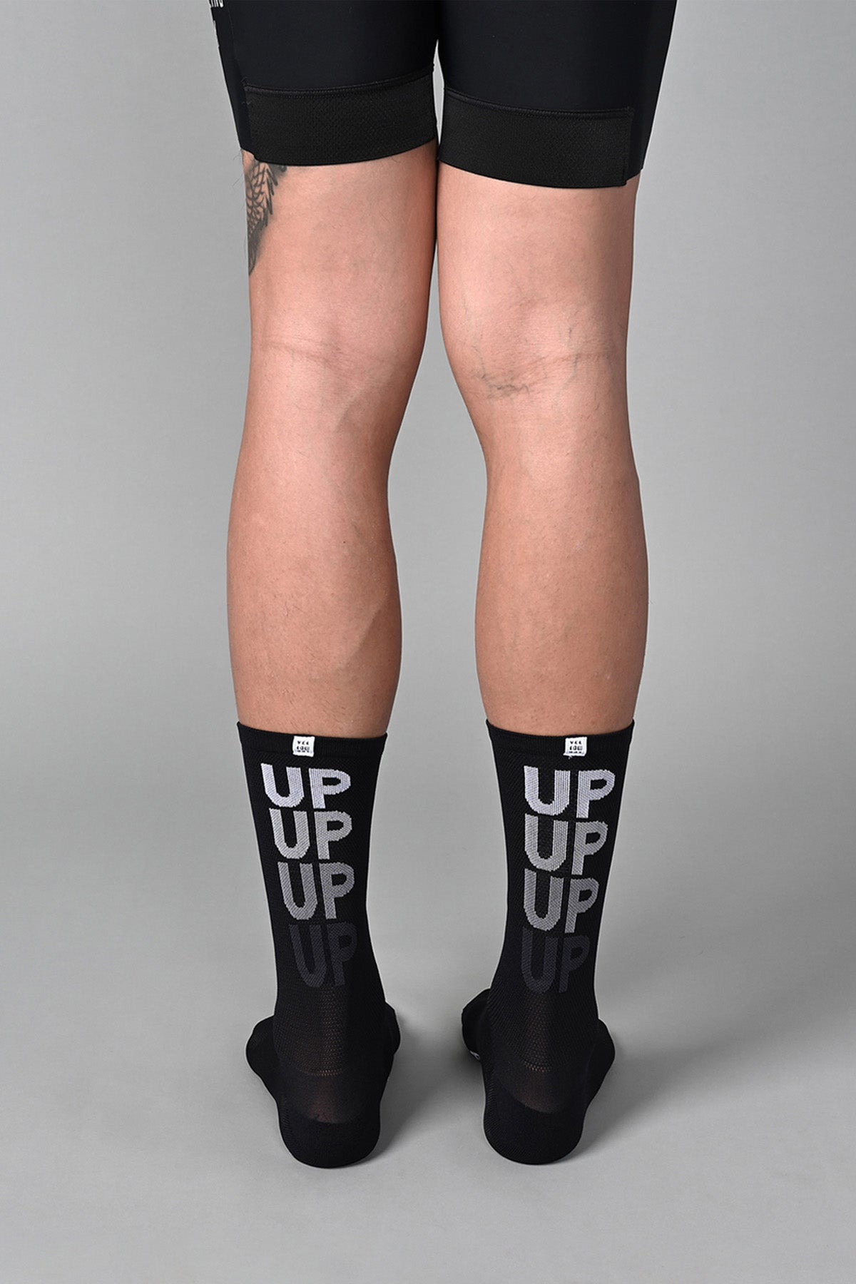 UPUPUP - BLACK REAR | BEST CYCLING SOCKS