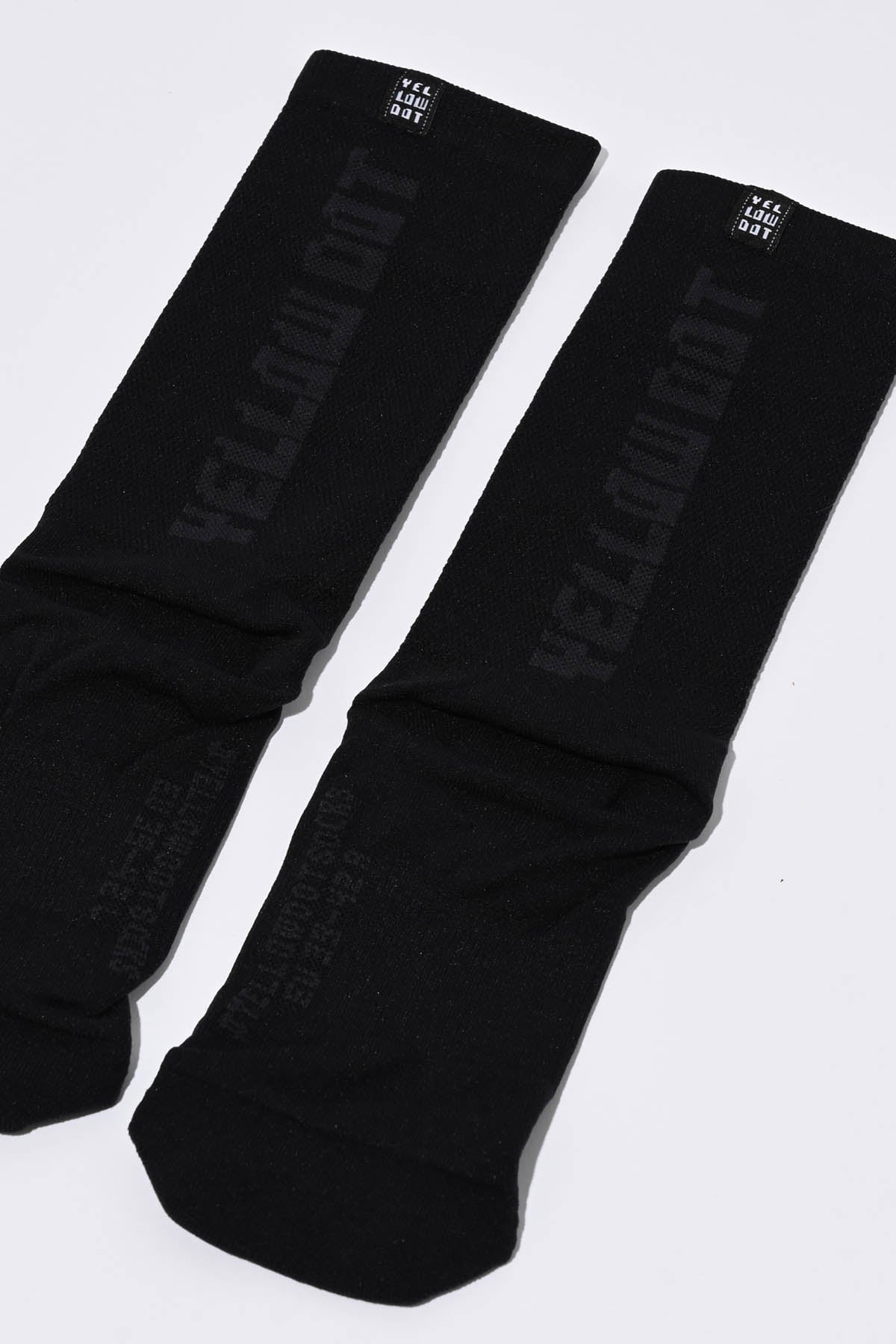 STEALTH - BLACK PACKSHOT | BEST CYCLING SOCKS