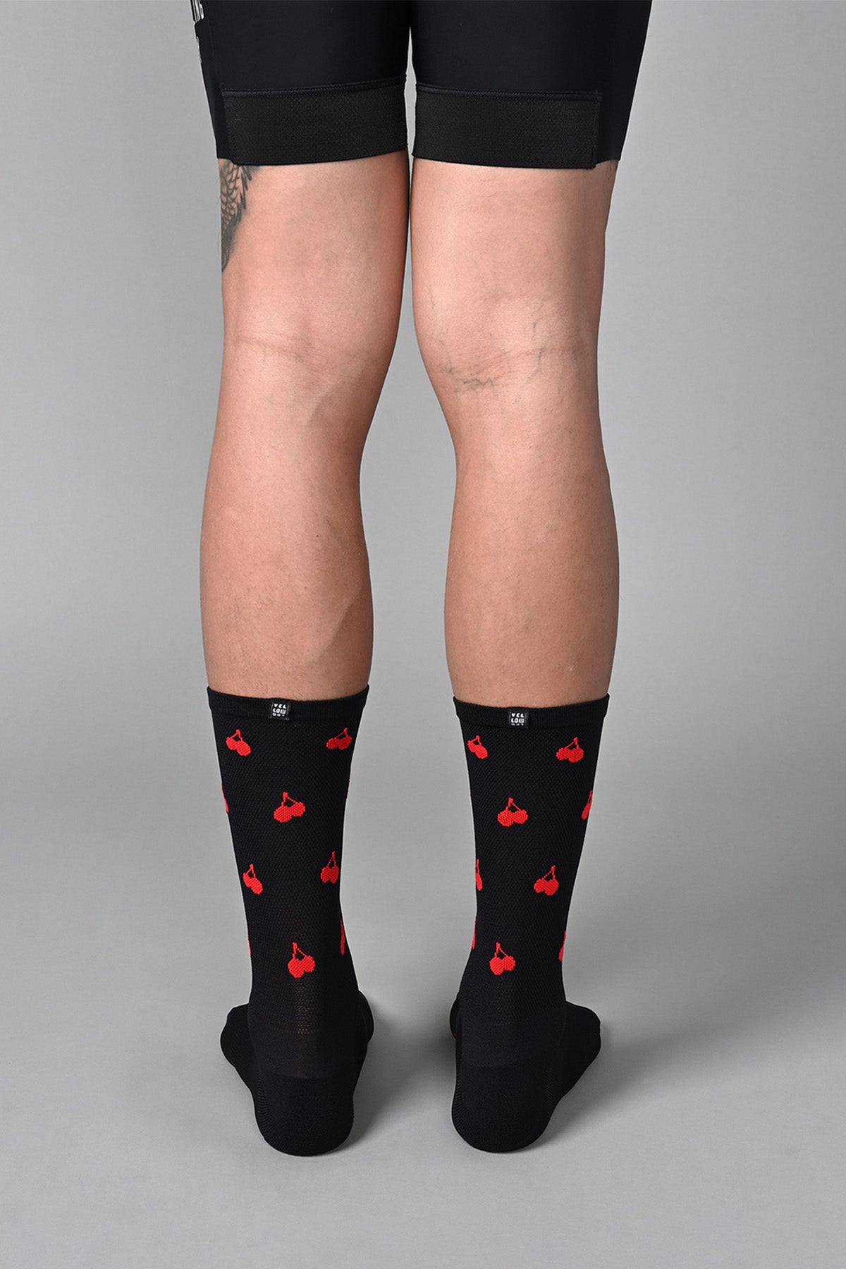 CHERRY - BLACK REAR | BEST CYCLING SOCKS