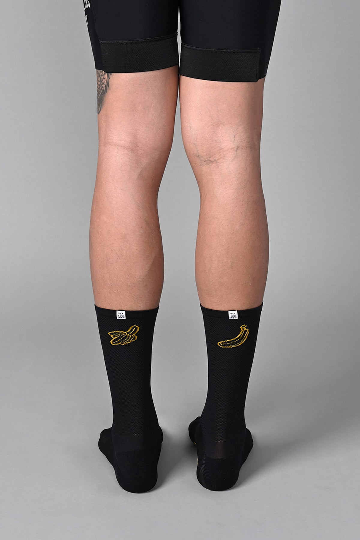COOL BANANAS - BLACK REAR | BEST CYCLING SOCKS