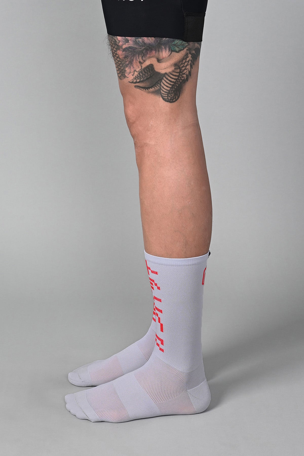 GANBATTE - GREY SIDE | BEST CYCLING SOCKS