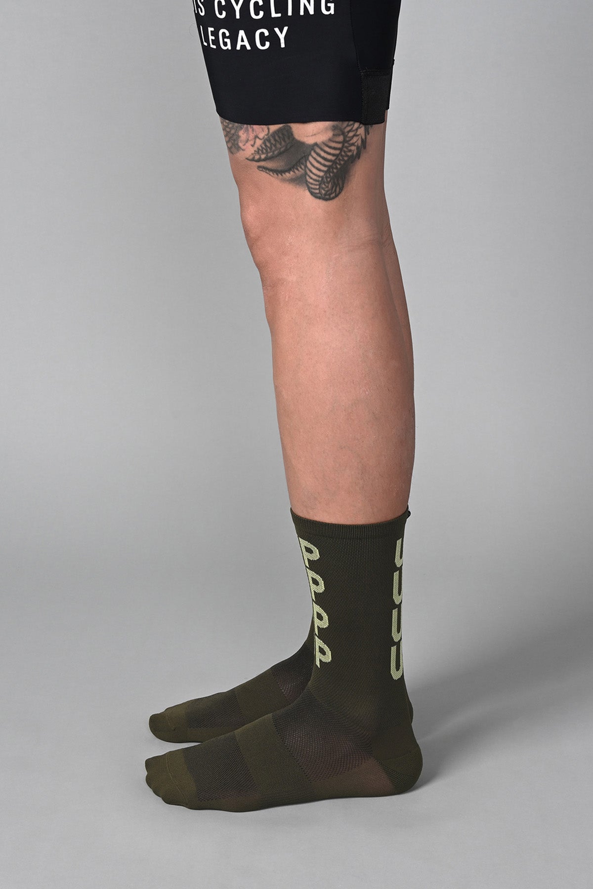 UPUPUP - DARK OLIVE SIDE | BEST CYCLING SOCKS