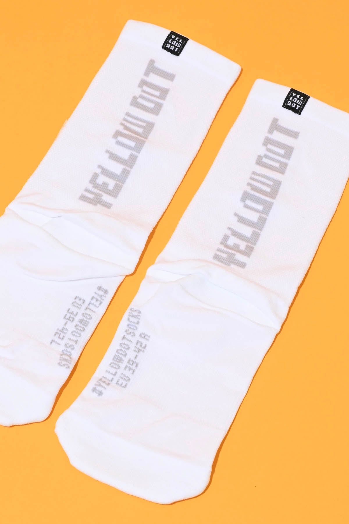 STEALTH - WHITE PACKSHOT | BEST CYCLING SOCKS