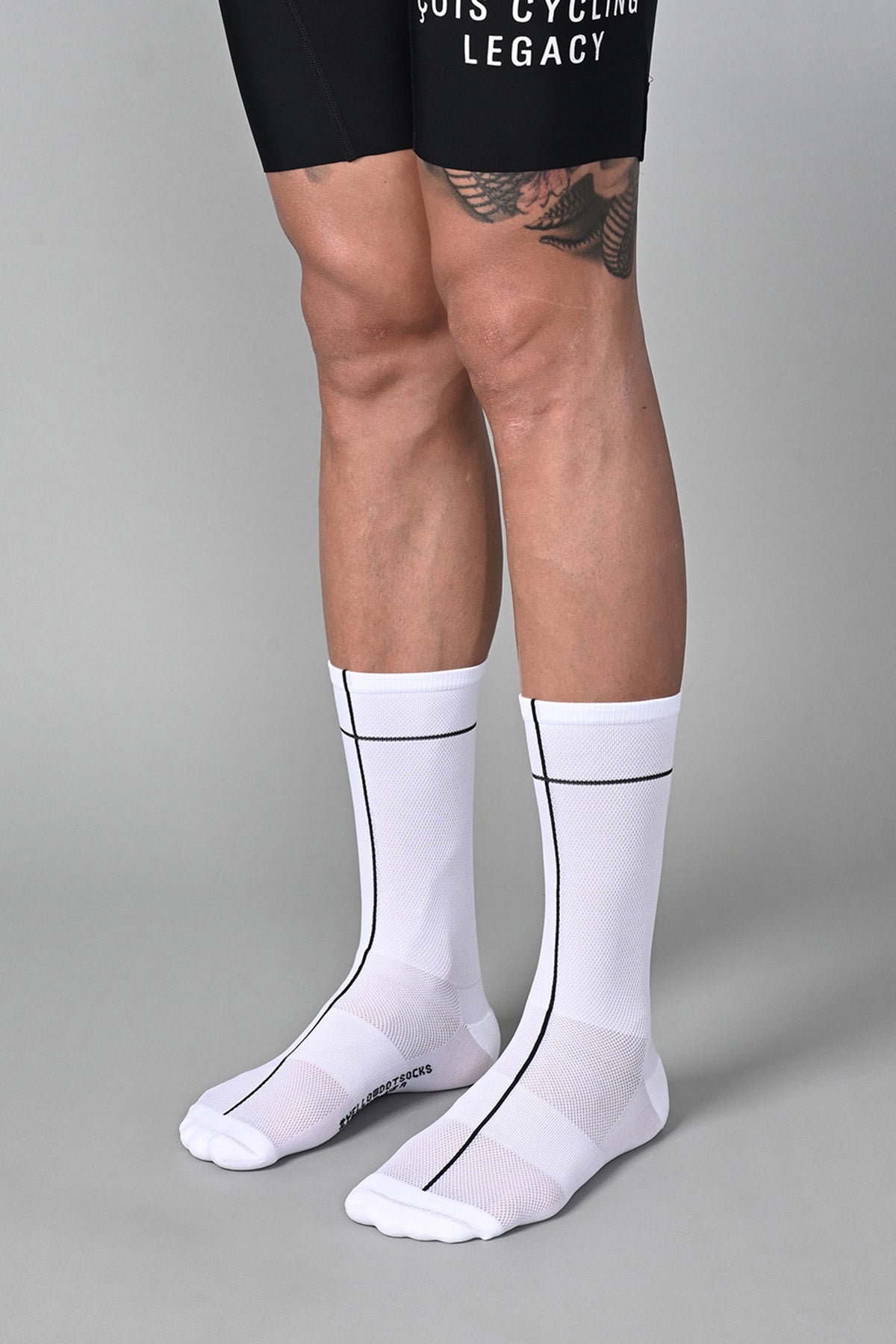 CROSSLINE - WHITE FRONT SIDE | BEST CYCLING SOCKS