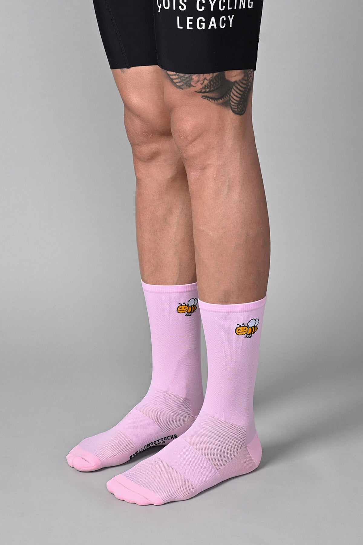 HONEY BEE - CAMEO PINK FRONT SIDE | BEST CYCLING SOCKS